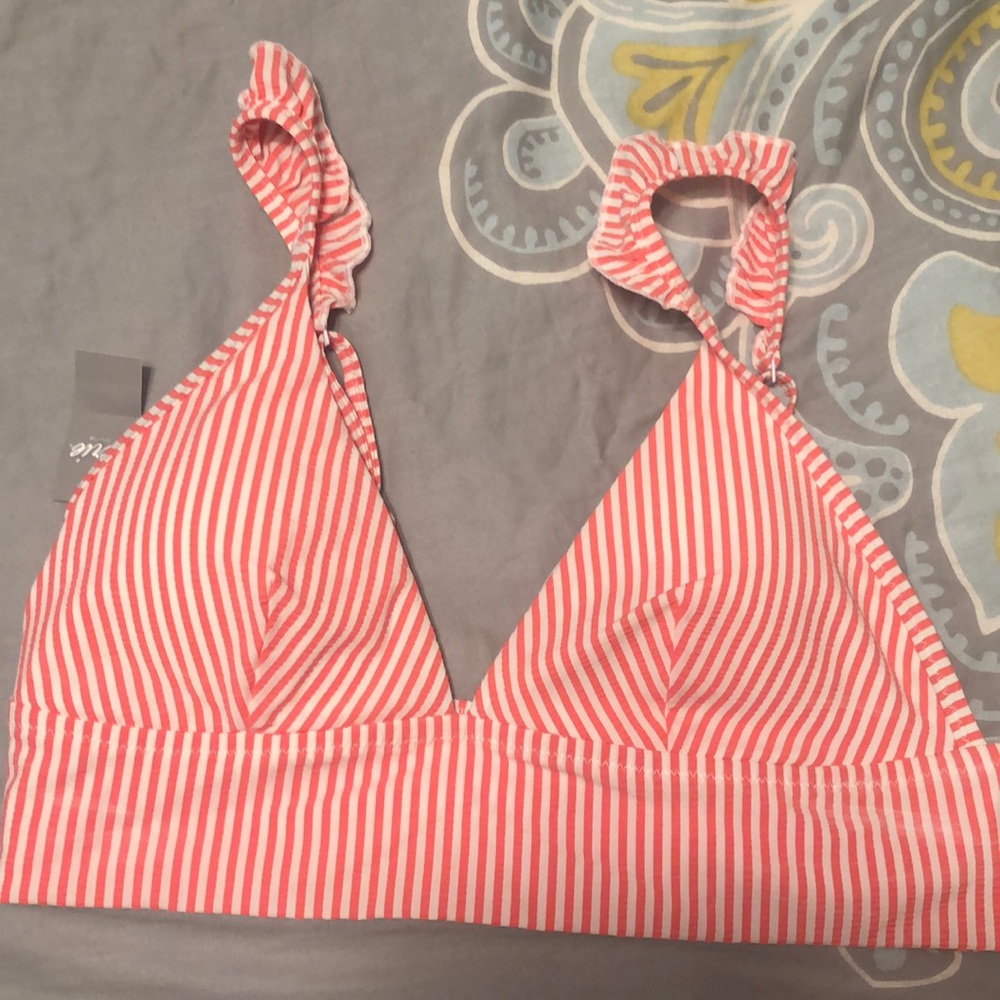Bikini top from aerie. Never worn.